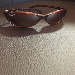 Polarized Ray-Ban Sunglasses Polarized Ray-Ban Sunglasses