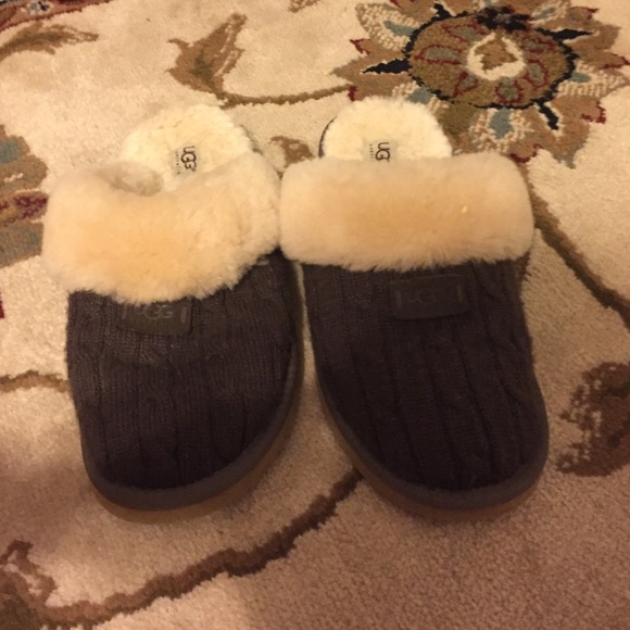 Ugg indoor/outdoor slippers