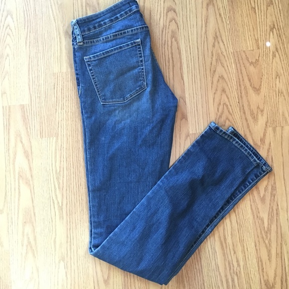 Skinny jeans