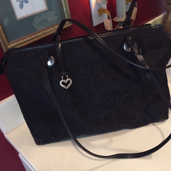 BRIGHTON bag. Nylon material. Black shoulder bag