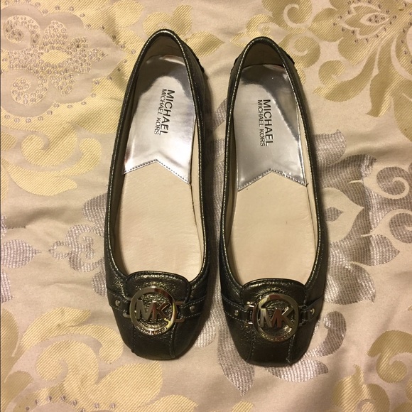 💕RARE! Michael Kors Fulton Moc nickel 9💕
