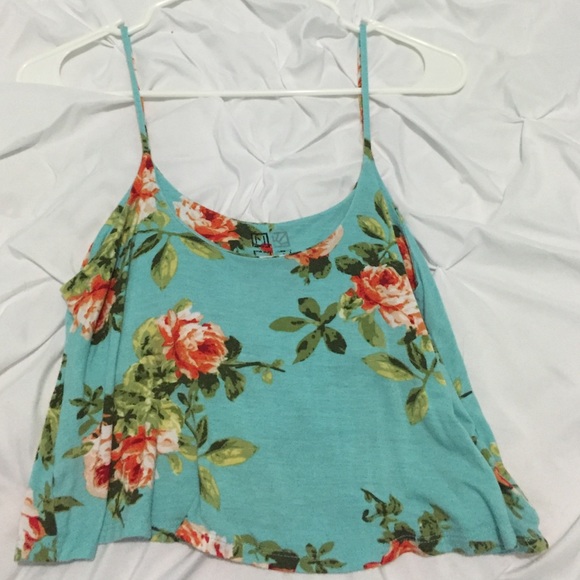 blue flowery loose crop top