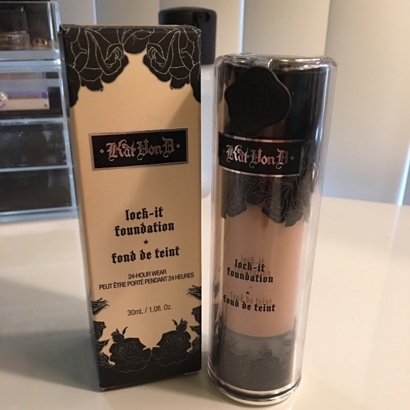 Kat Von D Lock It Foundation