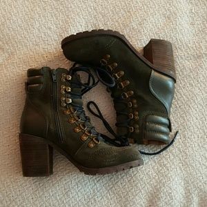 Lucky Brand Suede Ankle Boots Size 6.5