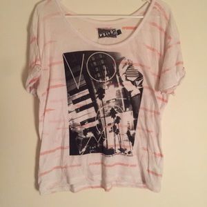 Volvom, T Shirt, Flowy