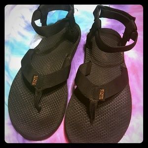 BLACK TEVA SANDALS