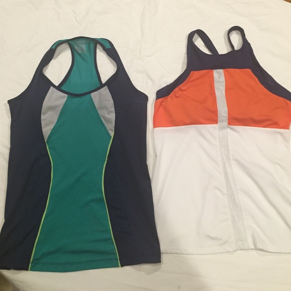 Tennis tops