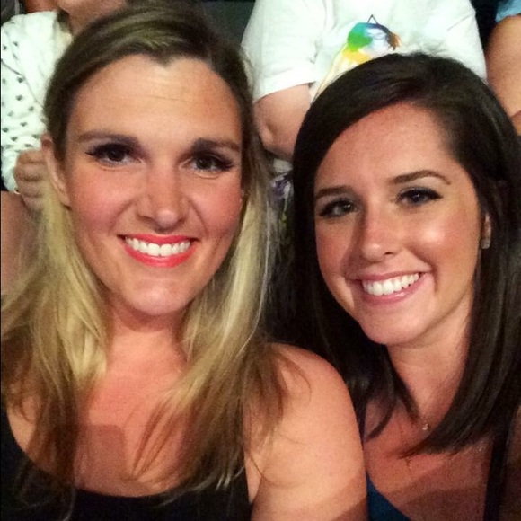 Meet your Posher, Rachel - Picture 4 of 4