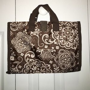 Thirty One Timeless Beauty Bag in Woodblock Floral