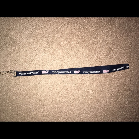 Vineyard vines lanyard