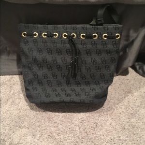 Dooney & Bourke purse