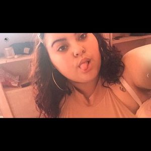 Meet your Posher, Regina