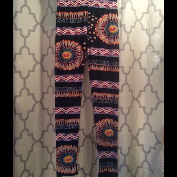 NEW feather print leggings - Picture 1 of 1