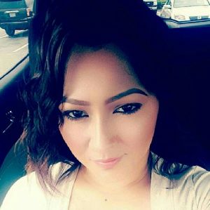 Meet your Posher, Noemi