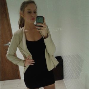 Meet your Posher, Sadie