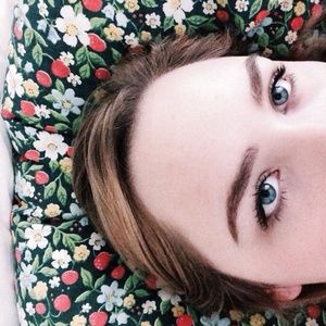 Meet your Posher, Madeline