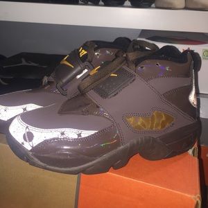 Air Diamond Turf 2 (GS)