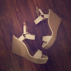 Cute summer wedges!