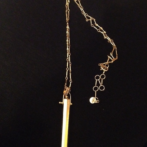 STELLA & DOT Rebel pendant-Goldtone - Picture 2 of 4