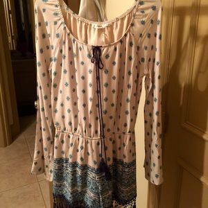 Adorable romper. Brand new. S/M/L