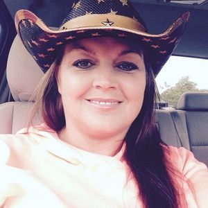 Meet your Posher, Terri