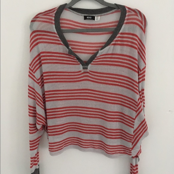 *NEVER WORN* Red & Grey BDG Sweater