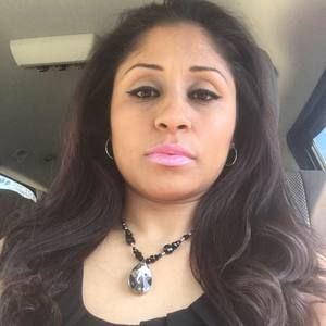 Meet your Posher, Perla