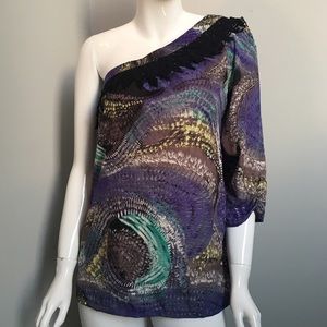 Adorable 3/4 Sleeve One shoulder Top