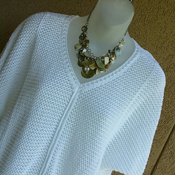 Liz Claiborne Tops - Liz Claiborne Summer Sweater/Top