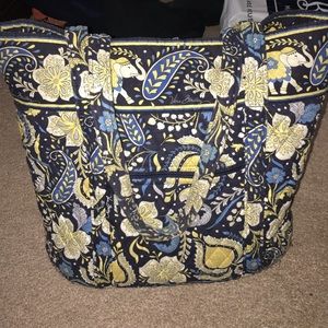 VERA BRADLEY QUILTED BAG
