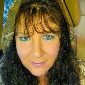 Meet your Posher, Angie