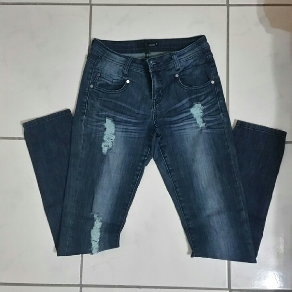 Straight Destroyed Jean Size 5