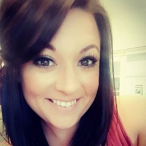 Meet your Posher, Carrie