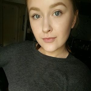 Meet your Posher, Monnania