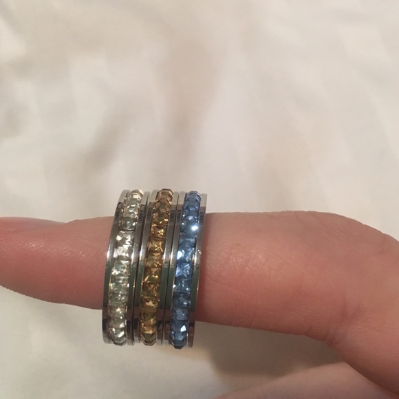 Stainless and Swarovski stackable ring set - Picture 2 of 2