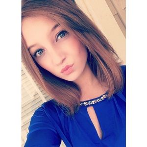 Meet your Posher, Holly