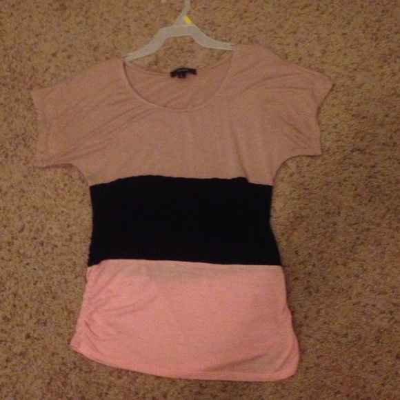 Tri- color tee