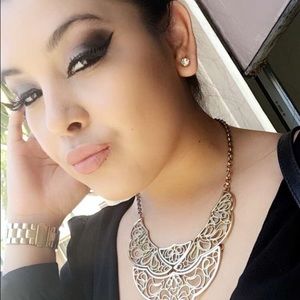 Meet your Posher, Ivette