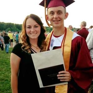 Meet your Posher, Avery