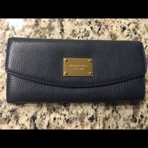 *last chance sale* Michael Kors Navy Wallet