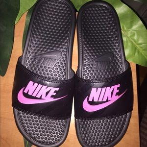 Women's Nike Benassi Slides