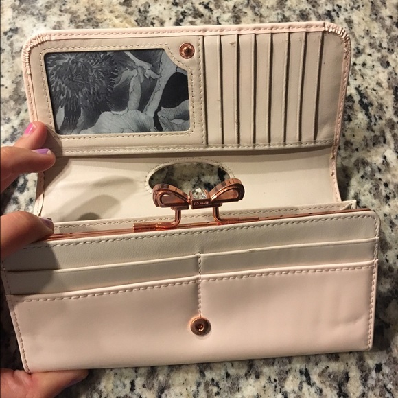 Ted Baker pink and gray wallet