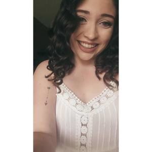 Meet your Posher, Carissa