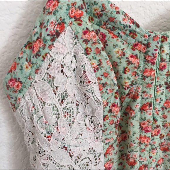 Floral dress with lace detail
