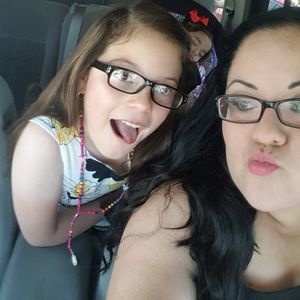 Meet your Posher, Cynthia