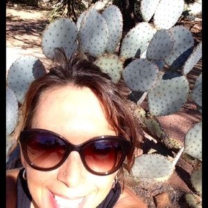 Meet your Posher, Rachel