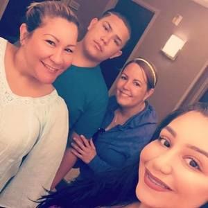 Meet your Posher, Francesca