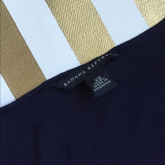 Banana Republic navy ruffle tank! - Picture 2 of 4