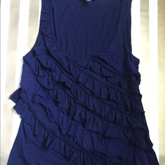 Banana Republic navy ruffle tank! - Picture 4 of 4