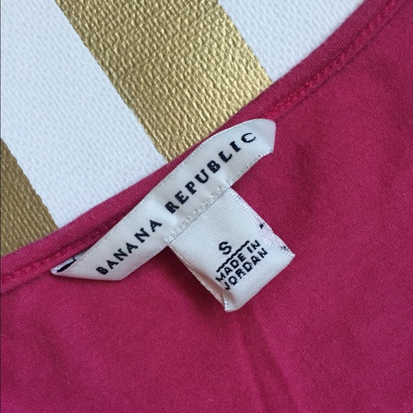 Banana Republic satin-trim tank! - Picture 2 of 3